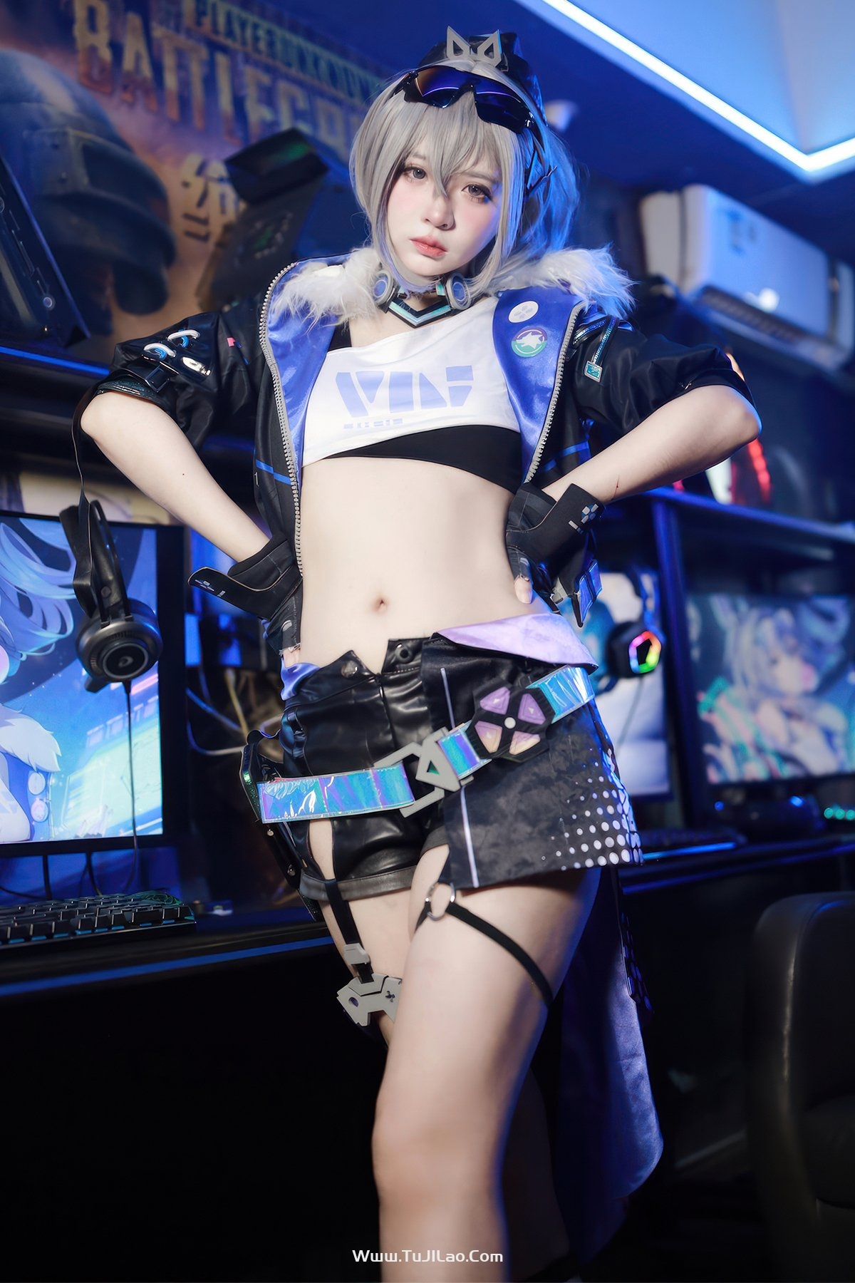 Coser@疯猫ss – 少女衣橱 银狼-图集佬