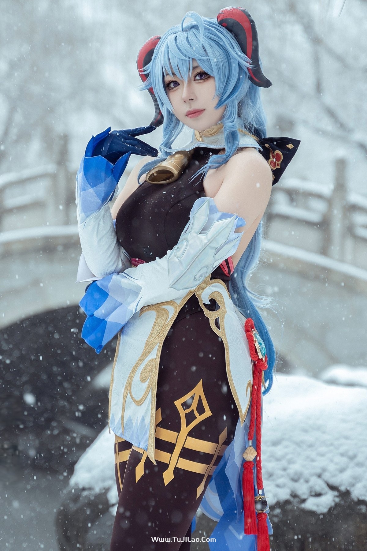 Coser@虎森森 – 原神 甘雨 雪景-图集佬